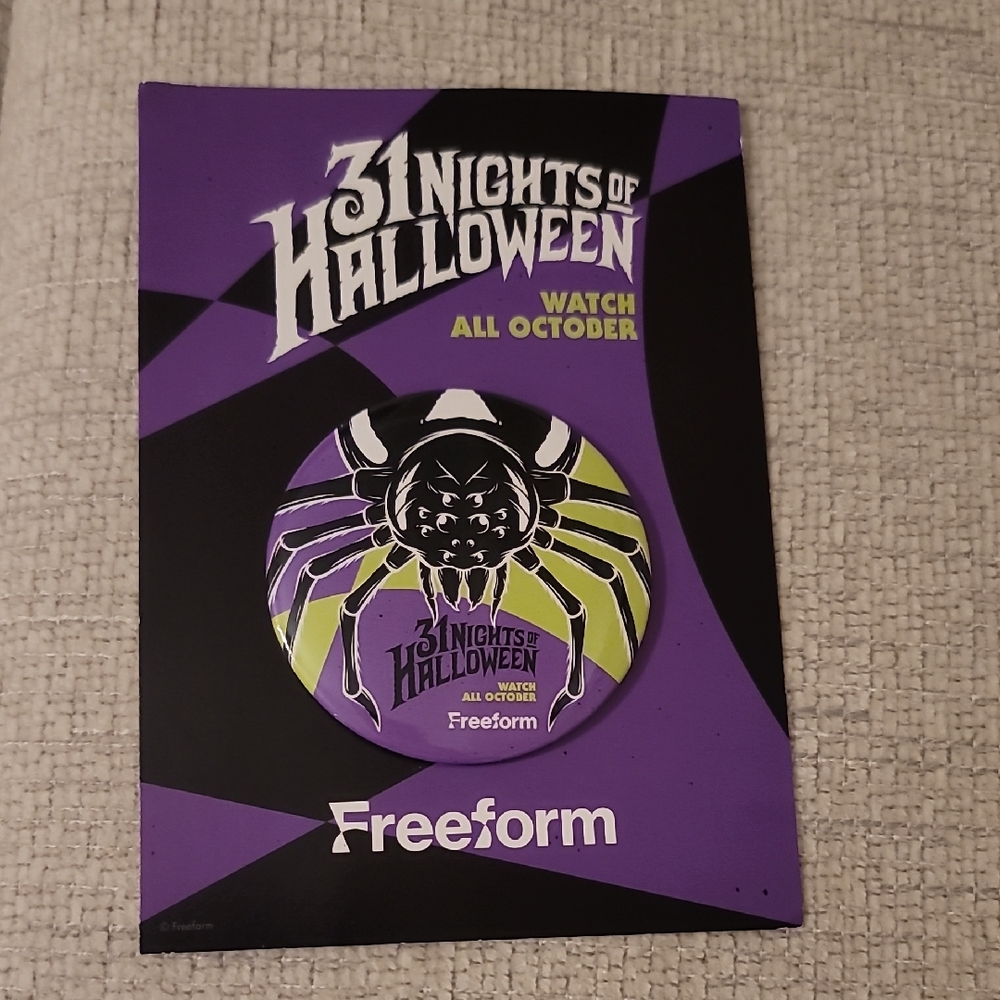LIMITED EDITION Disney / Freeform 31 Nights of Halloween Button 🖤